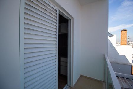 Casa de condomínio para alugar com 191m², 3 quartos e 4 vagasQuarto 2