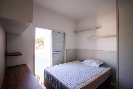 Casa de condomínio para alugar com 191m², 3 quartos e 4 vagasQuarto 2