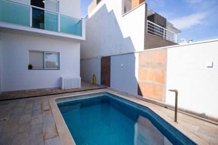 Casa de condomínio para alugar com 191m², 3 quartos e 4 vagasPiscina
