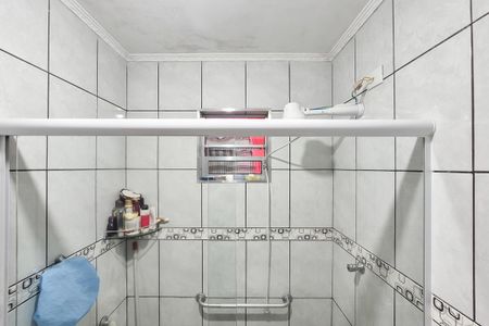 Casa à venda com 187m², 3 quartos e 2 vagas Casa à venda com 187m², 3 quartos e 2 vagasBanheiro Social 1