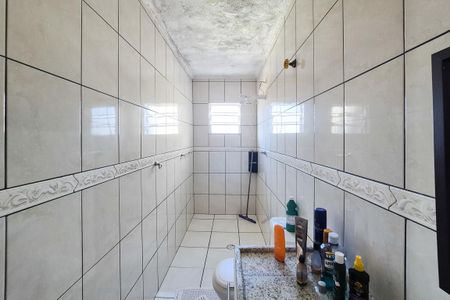 Casa à venda com 187m², 3 quartos e 2 vagas Casa à venda com 187m², 3 quartos e 2 vagasBanheiro da Suíte
