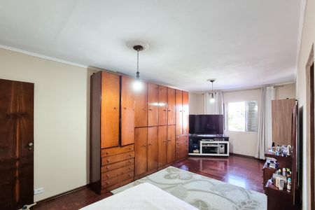 Casa à venda com 187m², 3 quartos e 2 vagas Casa à venda com 187m², 3 quartos e 2 vagasSuíte