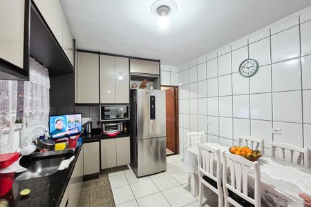 Casa à venda com 187m², 3 quartos e 2 vagas Casa à venda com 187m², 3 quartos e 2 vagasCozinha