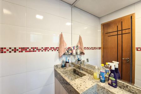 Banheiro Social de apartamento à venda com 2 quartos, 55m² em Baeta Neves, São Bernardo do Campo