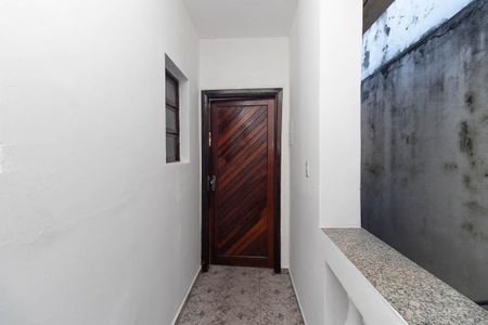Hall de entrada de casa para alugar com 3 quartos, 100m² em Vila Nova Mazzei, São Paulo
