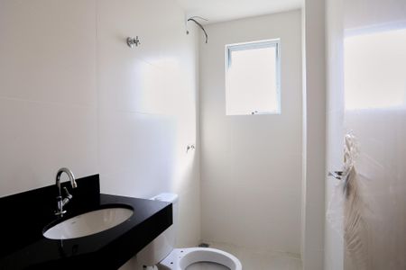 Apartamento à venda com 51m², 2 quartos e 1 vaga Apartamento à venda com 51m², 2 quartos e 1 vagaBanheiro