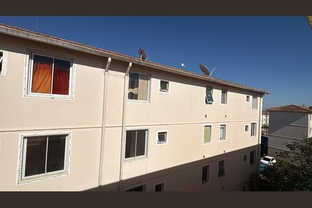 Quarto 1 - Vista de apartamento para alugar com 2 quartos, 48m² em Moinho dos Ventos, Goiânia