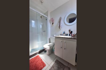 Apartamento para alugar com 65m², 2 quartos e 1 vaga Apartamento para alugar com 65m², 2 quartos e 1 vagaBanheiro da Suíte 1