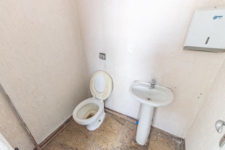 Casa para alugar com 90m², 4 quartos e 1 vaga Casa para alugar com 90m², 4 quartos e 1 vagaBanheiro da Suíte