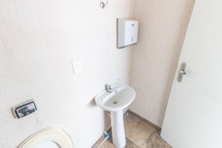 Casa para alugar com 90m², 4 quartos e 1 vaga Casa para alugar com 90m², 4 quartos e 1 vagaBanheiro da Suíte