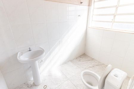 Casa para alugar com 90m², 4 quartos e 1 vaga Casa para alugar com 90m², 4 quartos e 1 vagaBanheiro