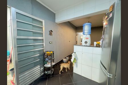 Casa para alugar com 64m², 2 quartos e 2 vagas