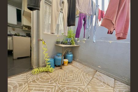 Casa para alugar com 64m², 2 quartos e 2 vagas