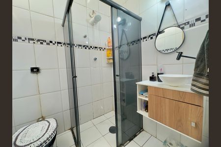 Casa para alugar com 64m², 2 quartos e 2 vagas