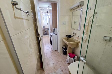 Studio para alugar com 28m², 1 quarto e 1 vaga Studio para alugar com 28m², 1 quarto e 1 vagaBanheiro