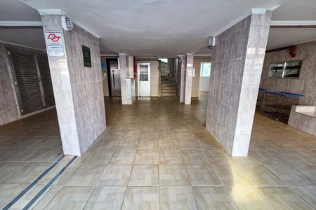 Studio para alugar com 28m², 1 quarto e 1 vaga Studio para alugar com 28m², 1 quarto e 1 vagaÁrea comum