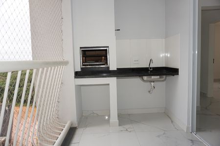 Apartamento para alugar com 84m², 2 quartos e 1 vagaVaranda