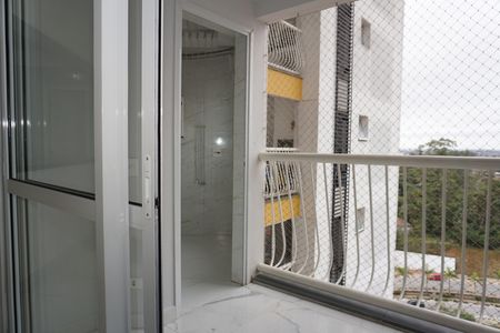 Apartamento para alugar com 84m², 2 quartos e 1 vagaVaranda