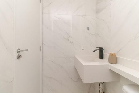 Banheiro de apartamento para alugar com 2 quartos, 37m² em Parque Sao Rafael, São Paulo