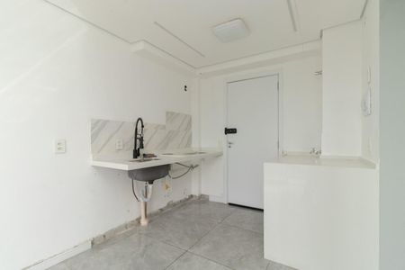 Apartamento para alugar com 37m², 2 quartos e sem vaga Apartamento para alugar com 37m², 2 quartos e sem vagaCozinha e Área de Serviço
