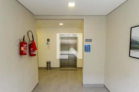 Apartamento para alugar com 37m², 2 quartos e sem vaga Apartamento para alugar com 37m², 2 quartos e sem vagaHall de entrada