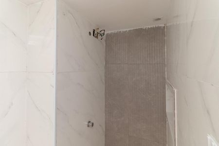 Apartamento para alugar com 37m², 2 quartos e sem vaga Apartamento para alugar com 37m², 2 quartos e sem vagaBanheiro