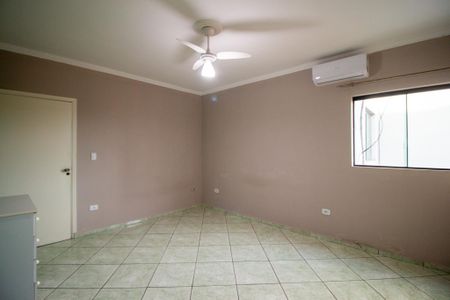 Casa para alugar com 349m², 3 quartos e 4 vagasSuite 