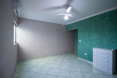 Casa para alugar com 349m², 3 quartos e 4 vagasSuite 