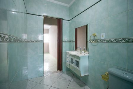 Casa para alugar com 349m², 3 quartos e 4 vagasBanheiro da Suíte 1