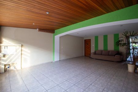 Casa para alugar com 349m², 3 quartos e 4 vagasGaragem