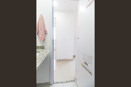 Apartamento para alugar com 48m², 2 quartos e sem vaga Apartamento para alugar com 48m², 2 quartos e sem vagaBanheiro