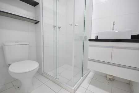 Banheiro de apartamento para alugar com 2 quartos, 42m² em Vila Nova Mazzei, São Paulo