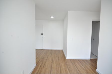 Sala de apartamento para alugar com 2 quartos, 42m² em Vila Nova Mazzei, São Paulo