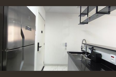 Apartamento à venda com 34m², 2 quartos e sem vaga Apartamento à venda com 34m², 2 quartos e sem vagaCozinha e Área de Serviço