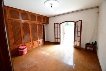 Casa para alugar com 500m², 4 quartos e 6 vagasQuarto 3 - Suíte