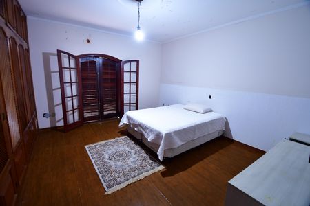 Casa para alugar com 500m², 4 quartos e 6 vagasQuarto 4 - Suíte