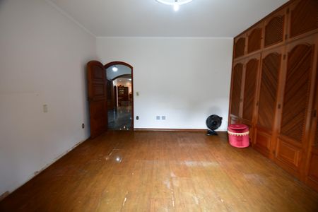 Casa para alugar com 500m², 4 quartos e 6 vagasQuarto 3 - Suíte