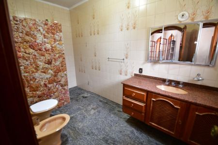 Casa para alugar com 500m², 4 quartos e 6 vagasBanheiro Suíte