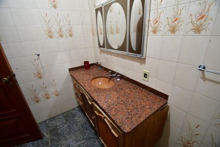Casa para alugar com 500m², 4 quartos e 6 vagasBanheiro Suíte