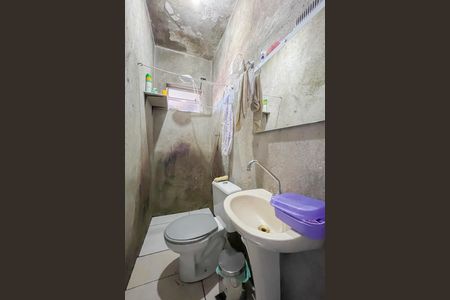 Casa para alugar com 90m², 2 quartos e 1 vaga Casa para alugar com 90m², 2 quartos e 1 vagaBanheiro
