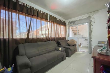 Casa para alugar com 90m², 2 quartos e 1 vaga Casa para alugar com 90m², 2 quartos e 1 vagaSala