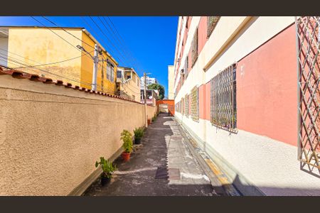 Corredor de apartamento para alugar com 2 quartos, 49m² em Todos Os Santos, Rio de Janeiro