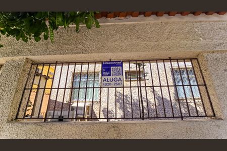 Apartamento para alugar com 49m², 2 quartos e sem vaga Apartamento para alugar com 49m², 2 quartos e sem vagaFachada do Prédio com placa