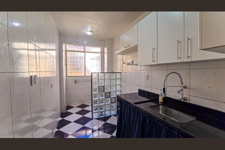 Cozinha de apartamento para alugar com 2 quartos, 49m² em Todos Os Santos, Rio de Janeiro
