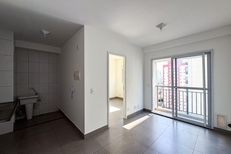 Apartamento para alugar com 38m², 2 quartos e 1 vaga Apartamento para alugar com 38m², 2 quartos e 1 vagaSala