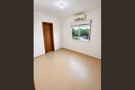 Quarto 1 de apartamento para alugar com 2 quartos, 70m² em São João, Porto Alegre
