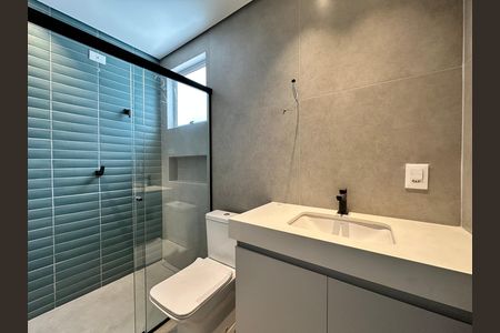 Banheiro social de apartamento à venda com 3 quartos, 183m² em Floresta, Belo Horizonte