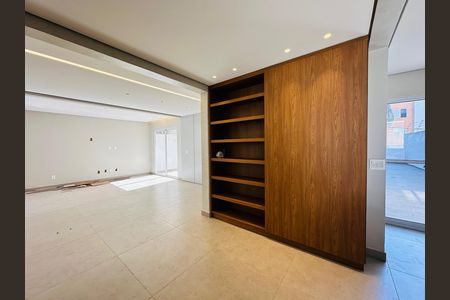 Sala de apartamento à venda com 3 quartos, 183m² em Floresta, Belo Horizonte