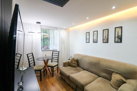 Apartamento à venda com 49m², 2 quartos e 1 vaga
