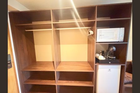 Kitnet/Studio para alugar com 1 quarto, 25m² em Cascatinha, Juiz de Fora